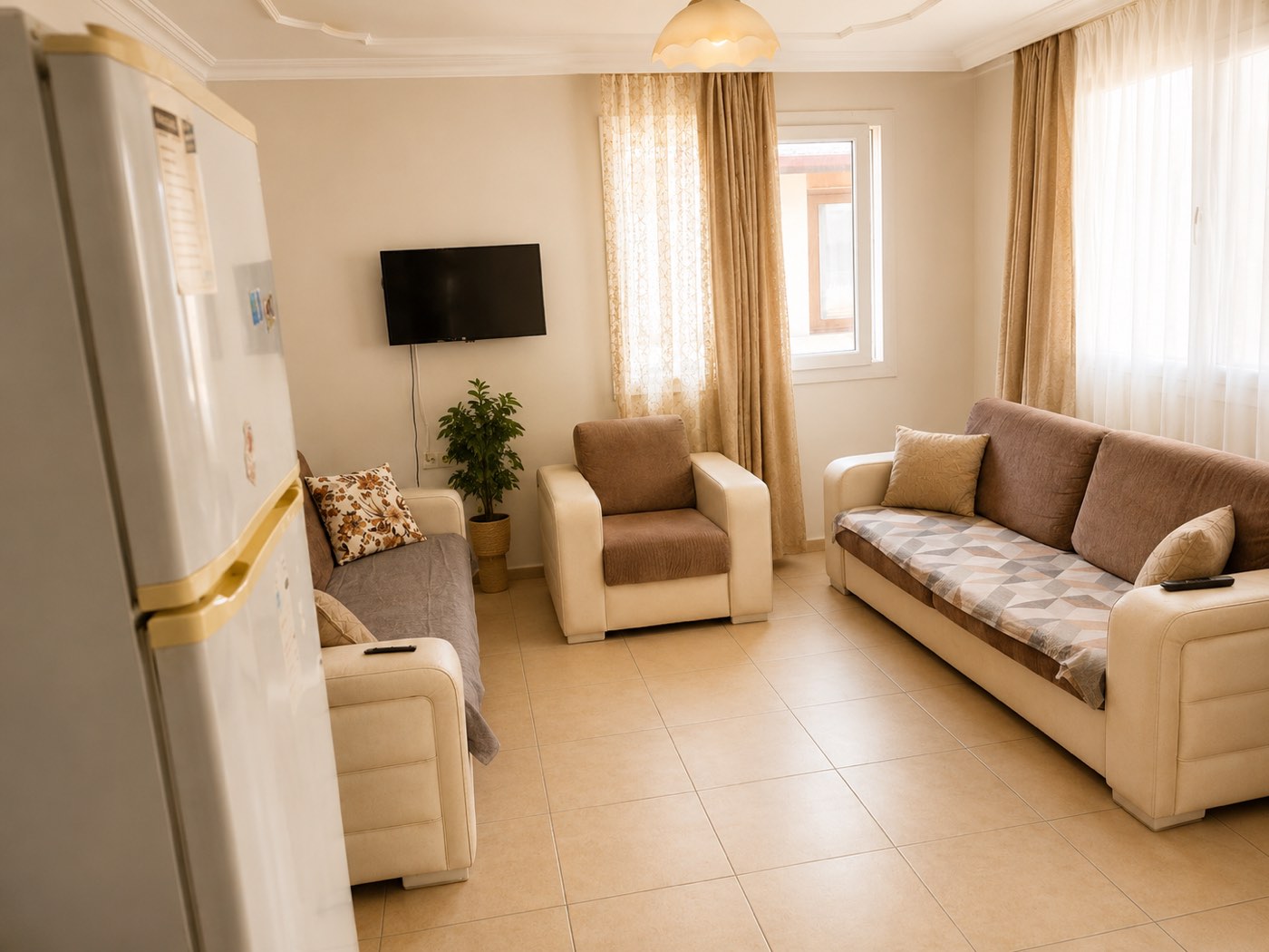 Oktay Apart Otel ferah oturma alanı